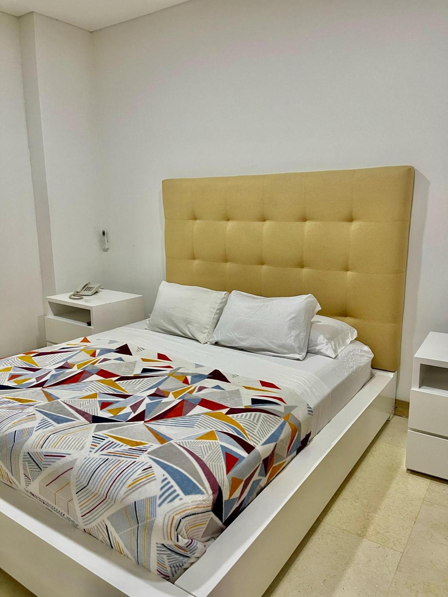 קאלי Hotel Cattaleya City מראה חיצוני תמונה