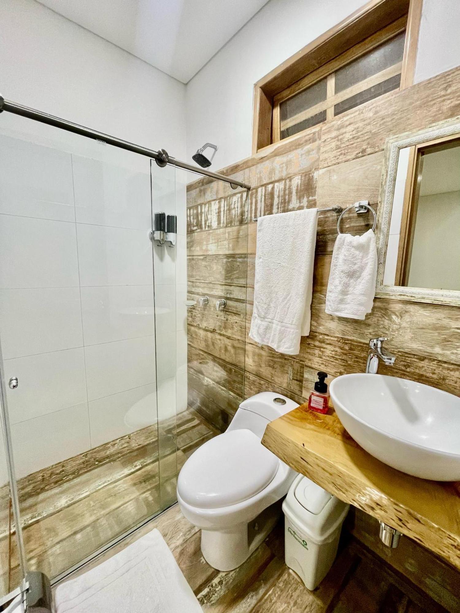 קאלי Hotel Cattaleya City מראה חיצוני תמונה