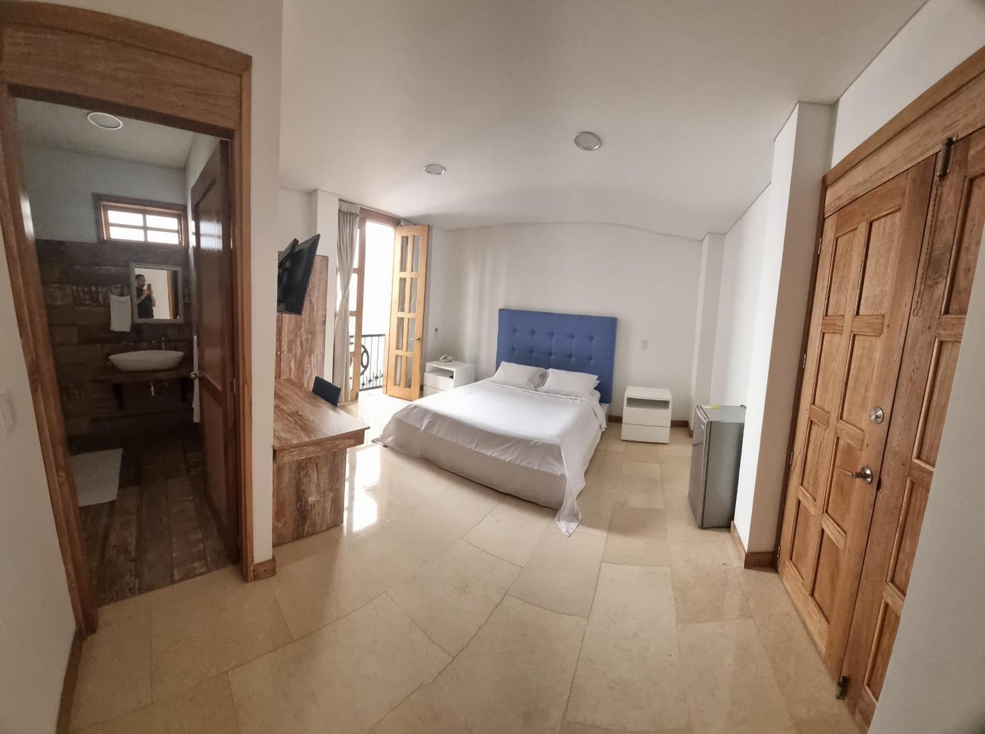 קאלי Hotel Cattaleya City מראה חיצוני תמונה